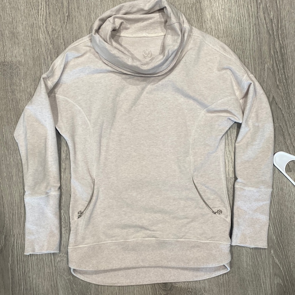 Lululemon pullover cowl neck